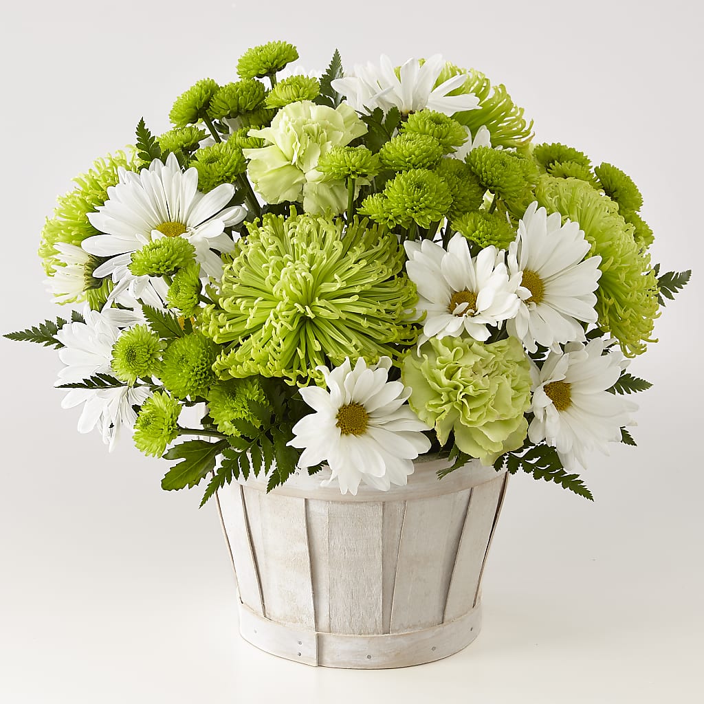 Lucky Charm Basket (Standard) – Sammy Wammy Floral, Montgomery IL