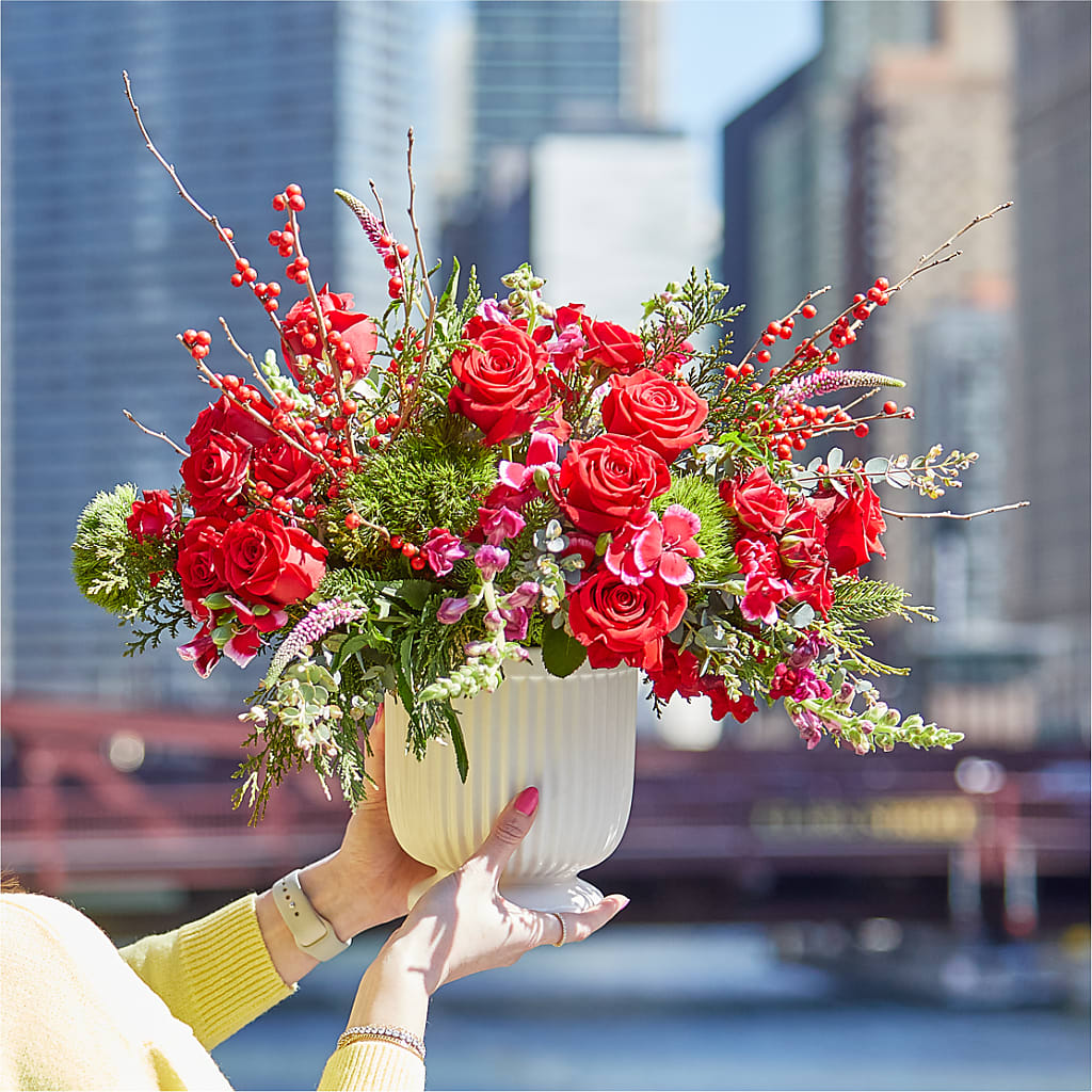Big Red Bow Bouquet – Sammy Wammy Floral, Montgomery IL