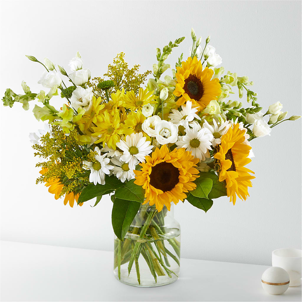 Hello Sunshine Bouquet – Sammy Wammy Floral, Montgomery IL