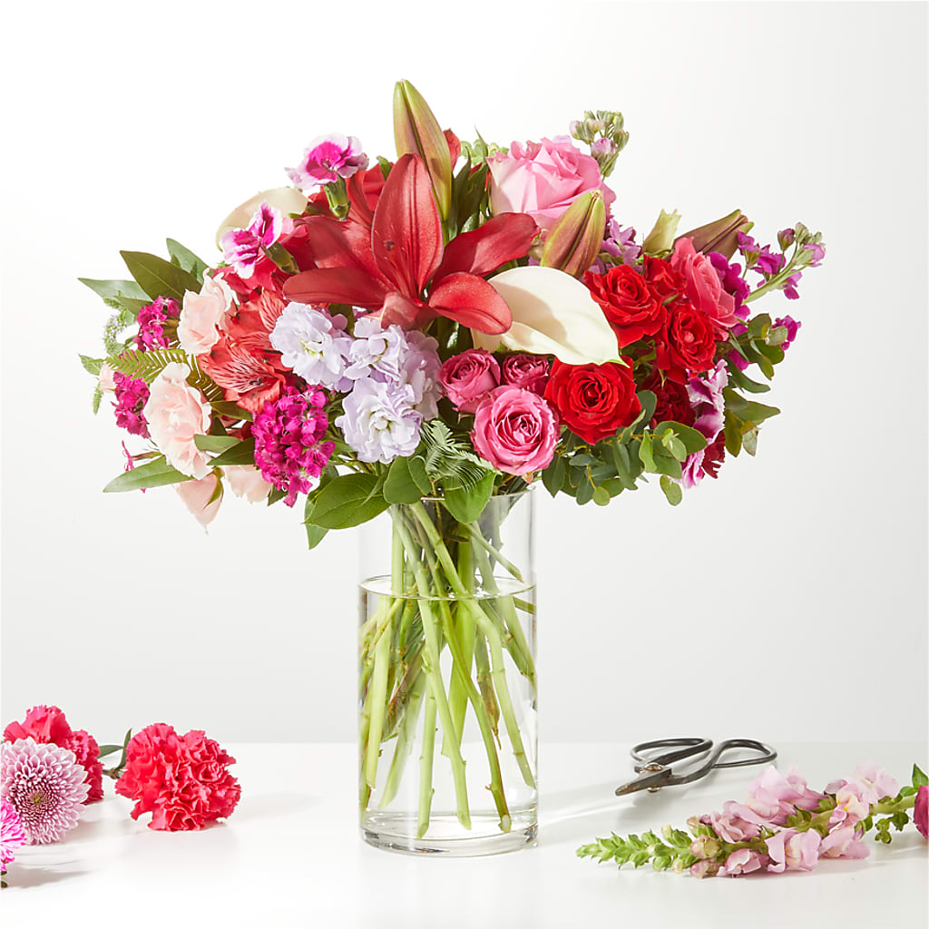 Swooning Over You - A Luxury Florist Original – Sammy Wammy Floral, Montgomery IL