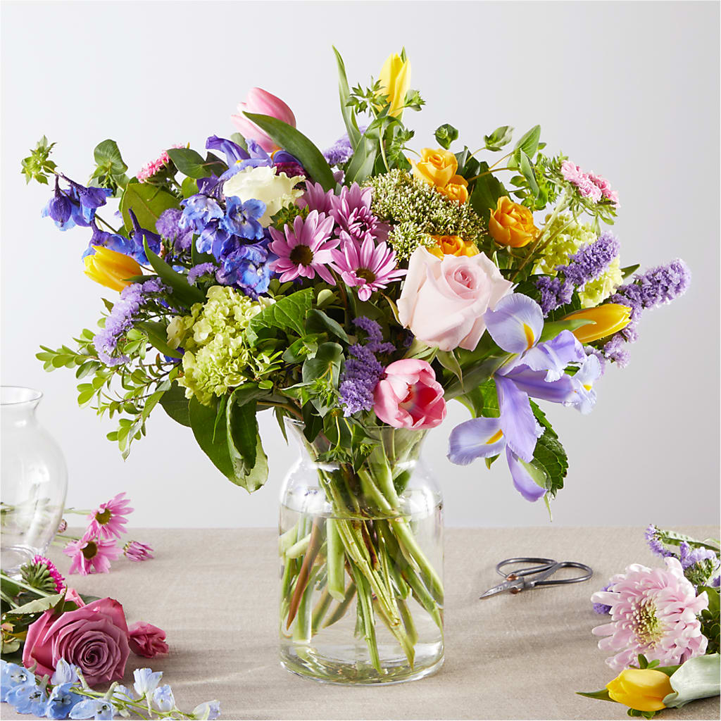 Pastel Tradition - A Florist Original – Sammy Wammy Floral, Montgomery IL