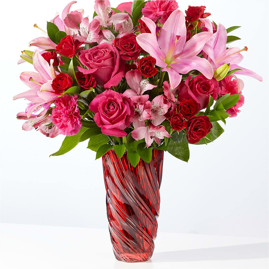 In Love Bouquet with Luxe Swirl Vase – Sammy Wammy Floral, Montgomery IL