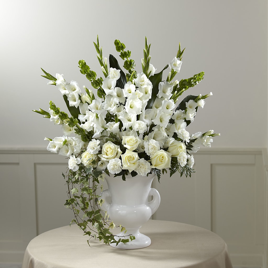 Fond Reflections Arrangement – Sammy Wammy Floral, Montgomery IL