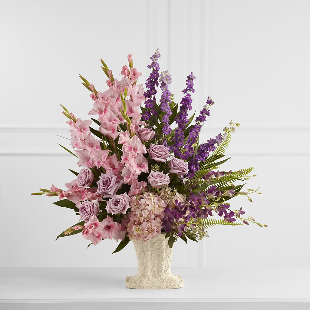 Flowing Garden Arrangement – Sammy Wammy Floral, Montgomery IL