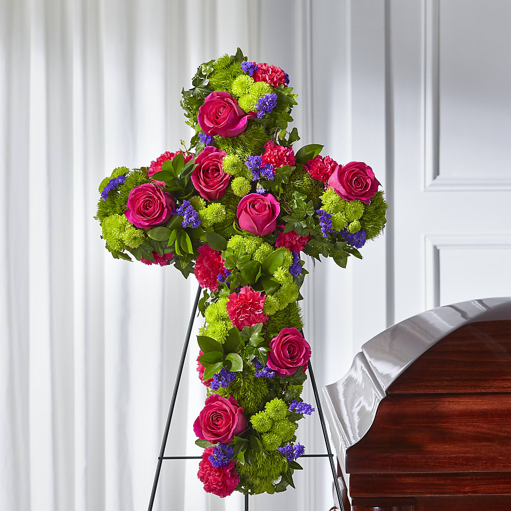 Tribute Rose Floral Cross – Sammy Wammy Floral, Montgomery IL