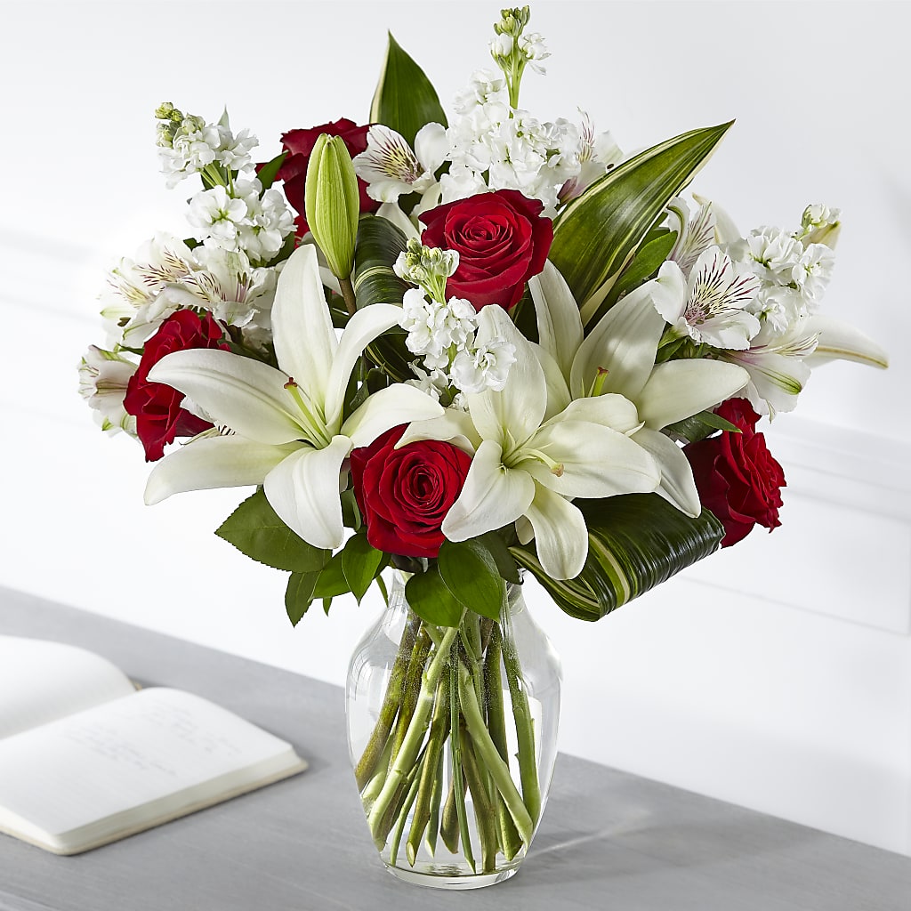 Loving Respect Bouquet – Sammy Wammy Floral, Montgomery IL