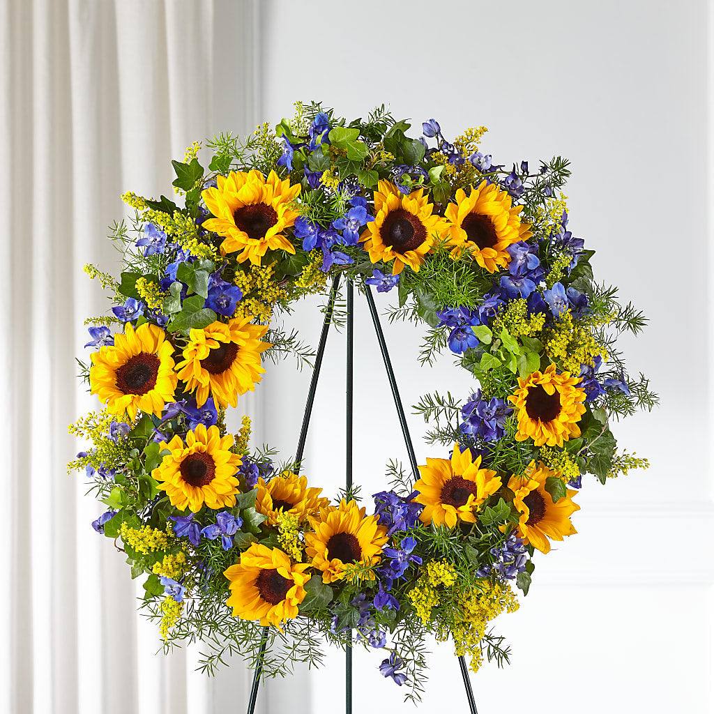 Bright Rays Wreath – Sammy Wammy Floral, Montgomery IL