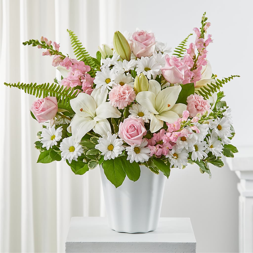 Soft Touch Tabletop Basket – Sammy Wammy Floral, Montgomery IL