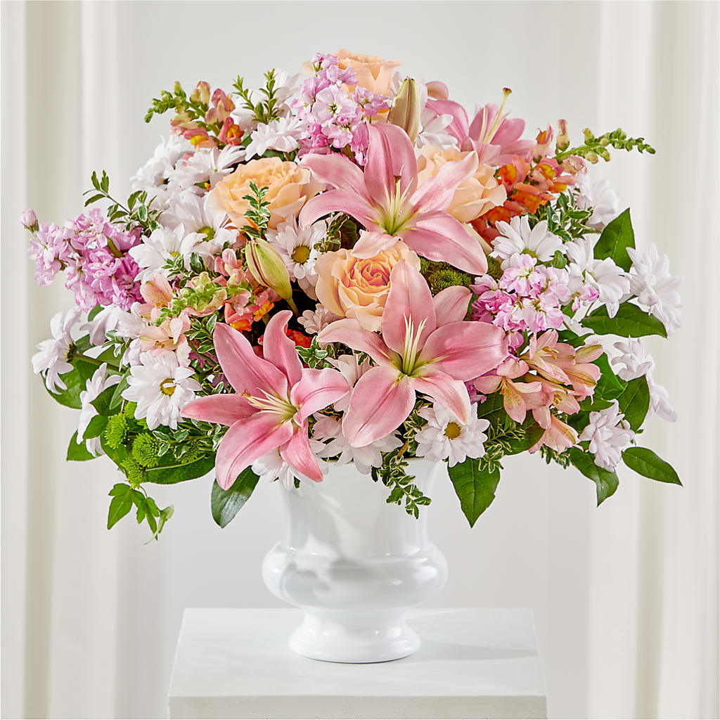 Heartfelt Gesture Urn Arrangement – Sammy Wammy Floral, Montgomery IL