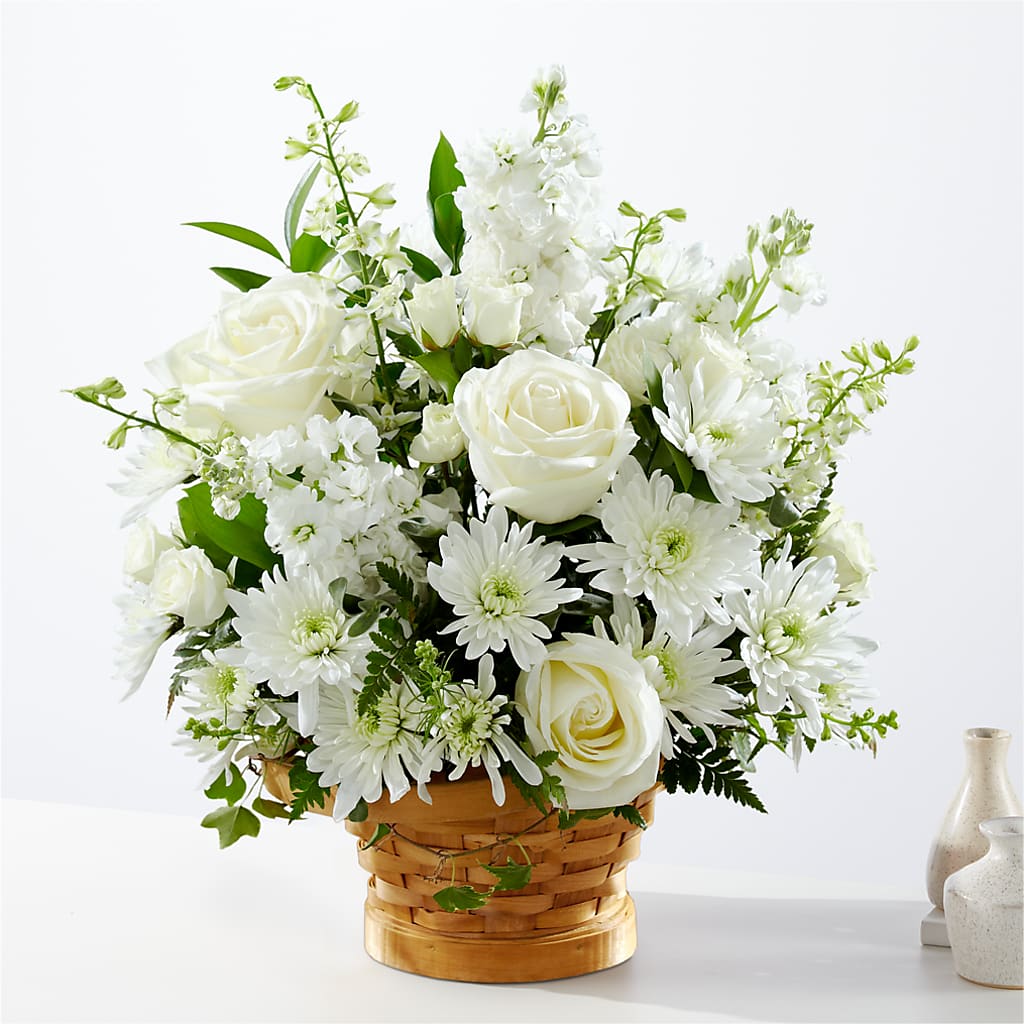 Heartfelt Condolences Arrangement – Sammy Wammy Floral, Montgomery IL