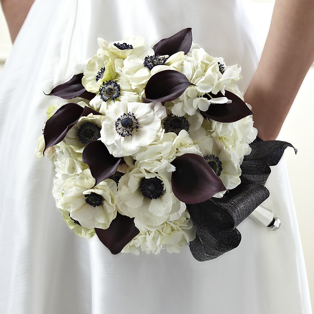 To Have and To Hold Bouquet – Sammy Wammy Floral, Montgomery IL