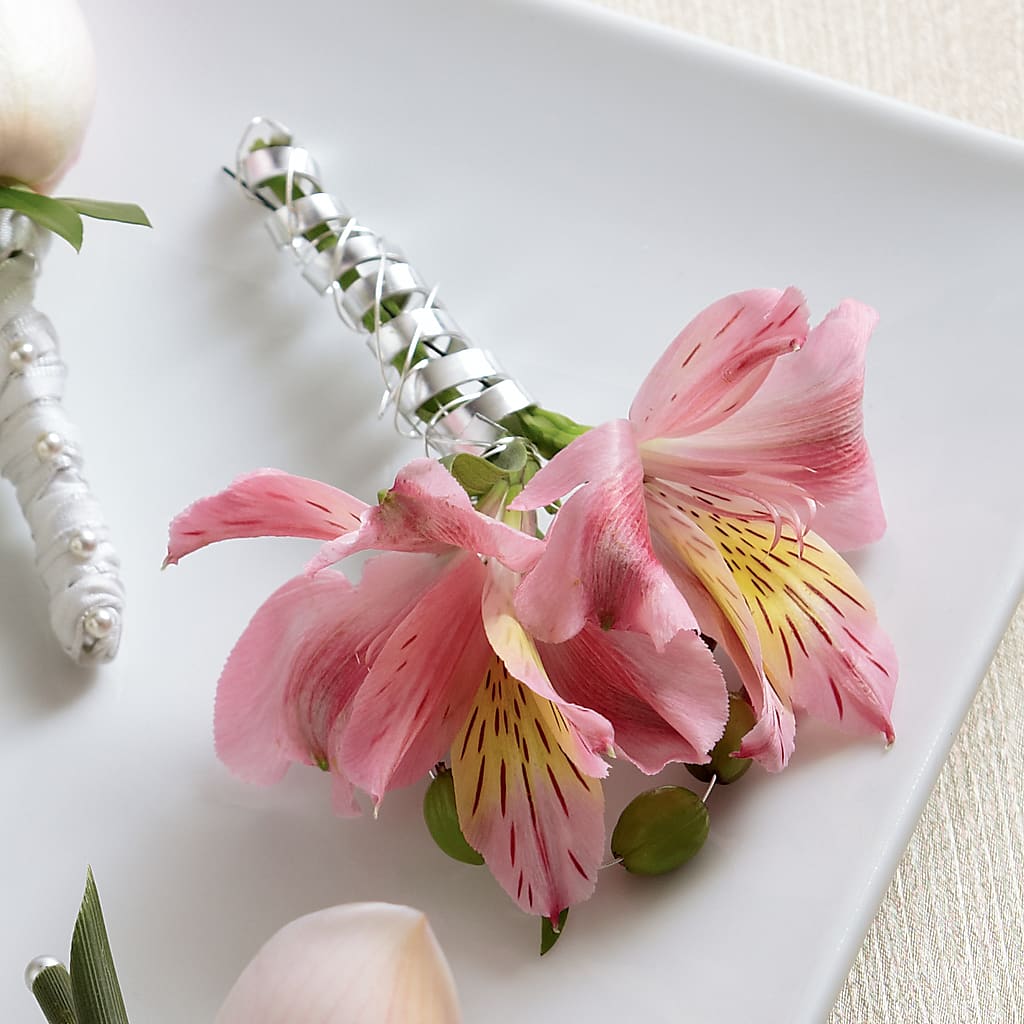 Pink Peruvian Lily Boutonniere – Sammy Wammy Floral, Montgomery IL
