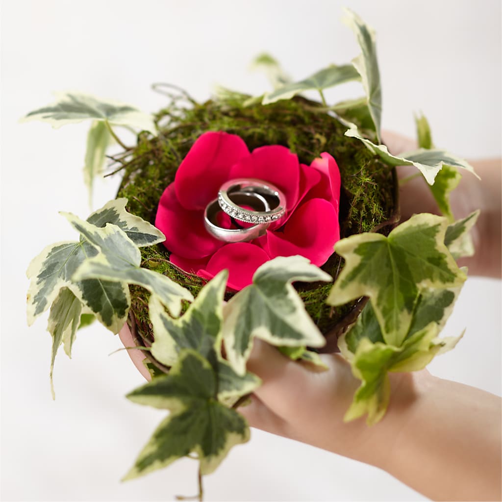Lila Rose Ring Nest – Sammy Wammy Floral, Montgomery IL