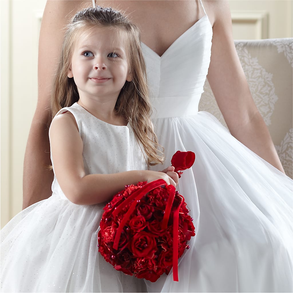 Pure at Heart Flower Girl Arrangement – Sammy Wammy Floral, Montgomery IL