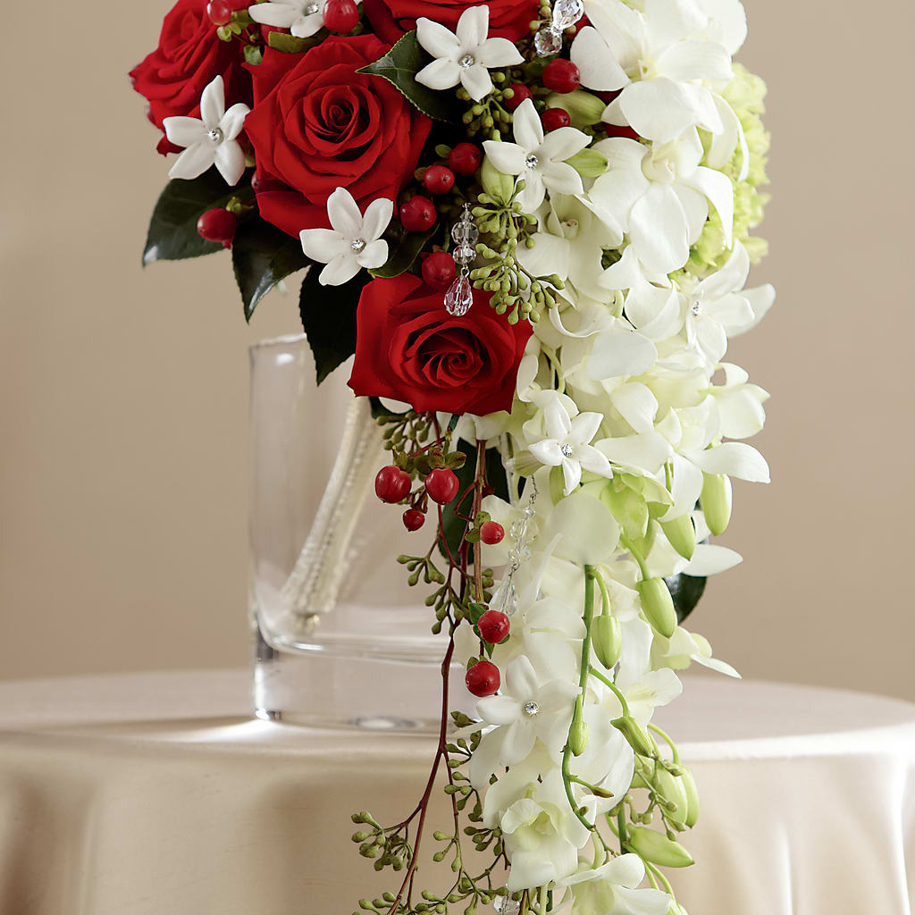 Here Comes the Bride Bouquet – Sammy Wammy Floral, Montgomery IL