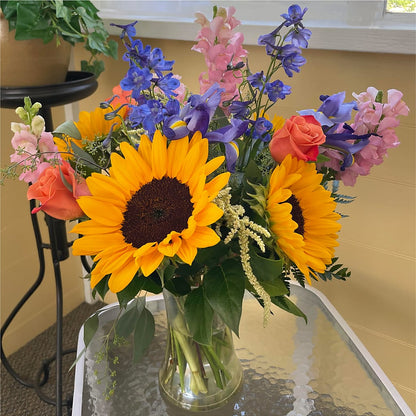 Rays of Life Bouquet –  Sammy Wammy Floral, Montgomery IL