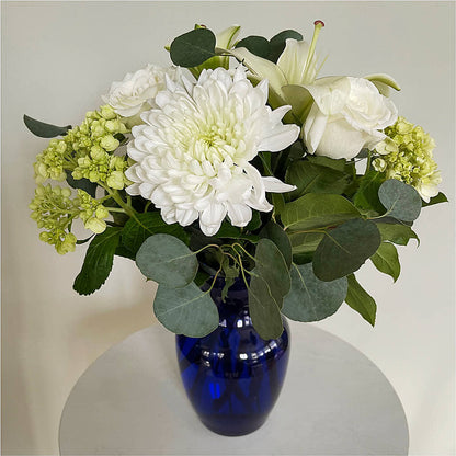 Snowy Dreams Bouquet –  Sammy Wammy Floral, Montgomery IL
