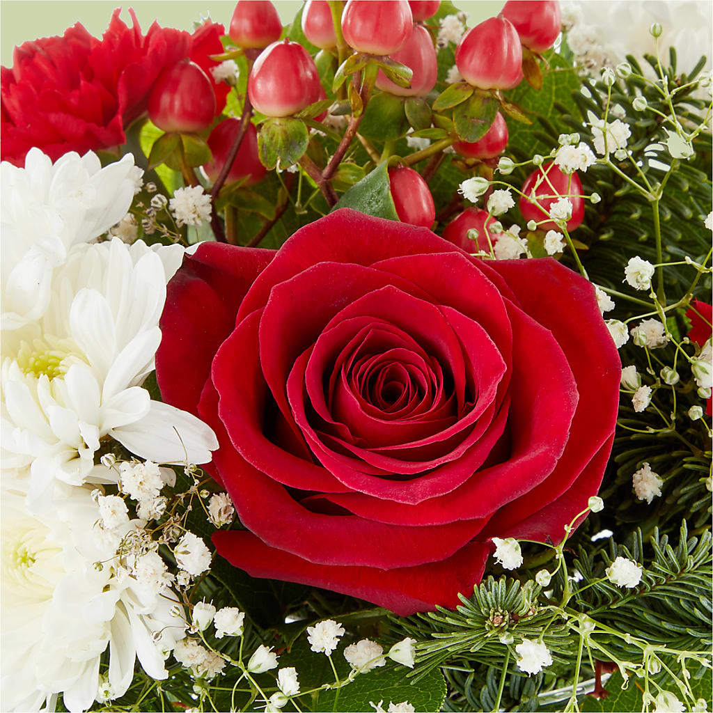 Chance of Flurries Bouquet –  Sammy Wammy Floral, Montgomery IL