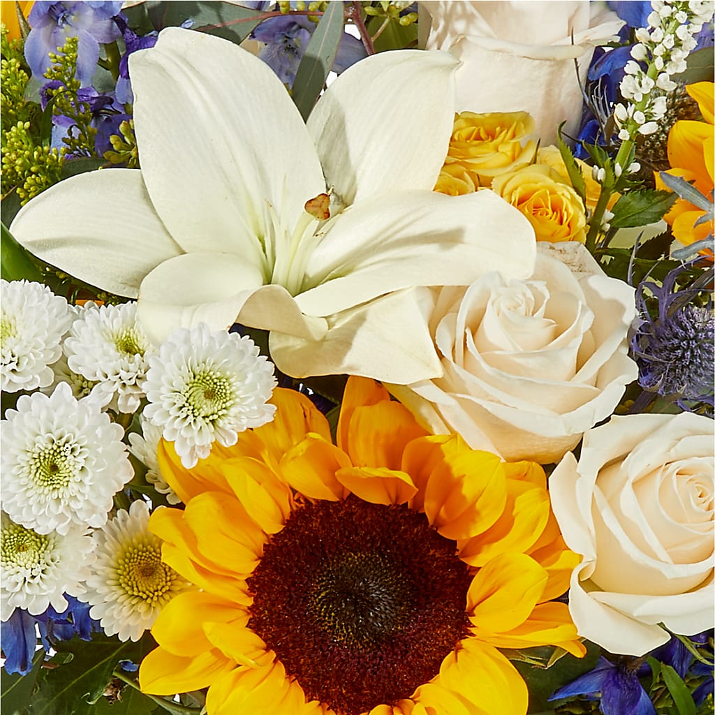 Wonderfully Sunny Bouquet –  Sammy Wammy Floral, Montgomery IL
