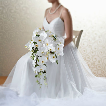 Classic White Bouquet –  Sammy Wammy Floral, Montgomery IL